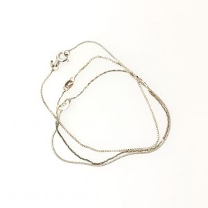 3 Chain jewelry thin #6 is made of 3 types of vintage sterling silver chain.