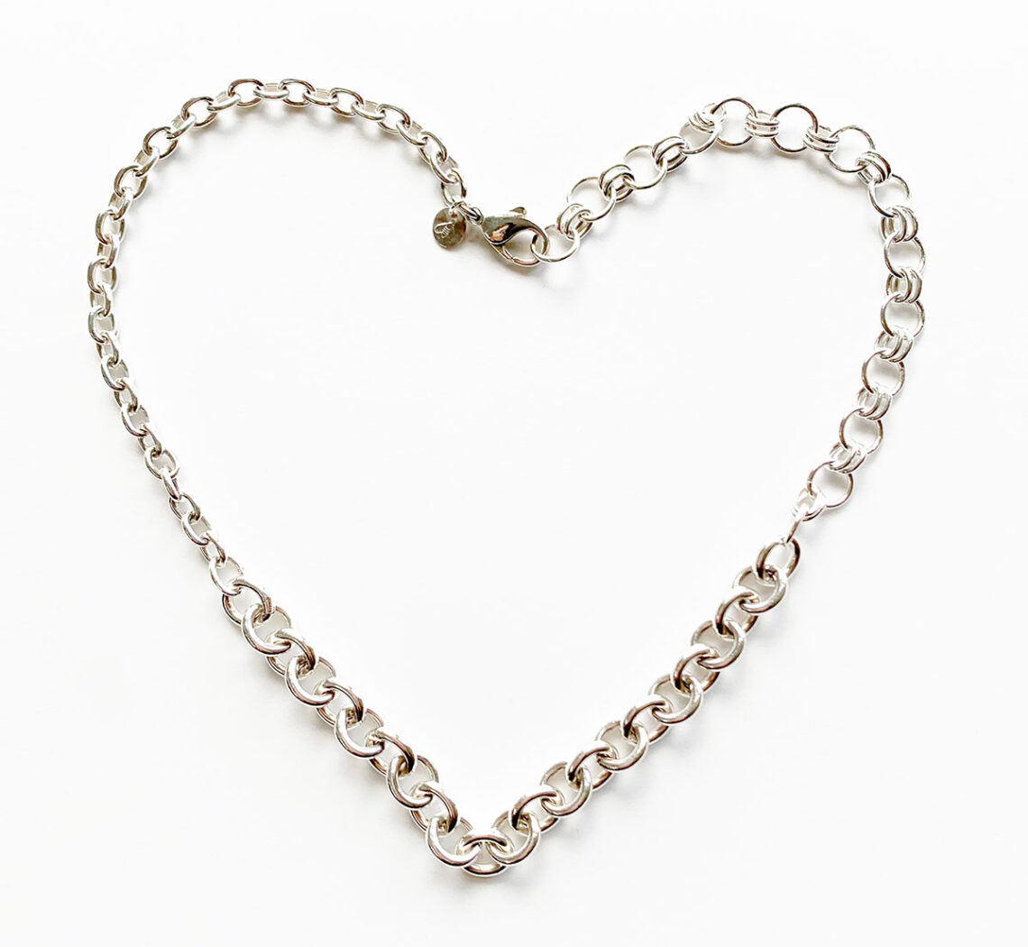 Another Photo of Graduated Chain Necklace #1.